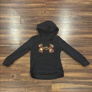 NWOT Under Armour Black Hoodie Sweatshirt